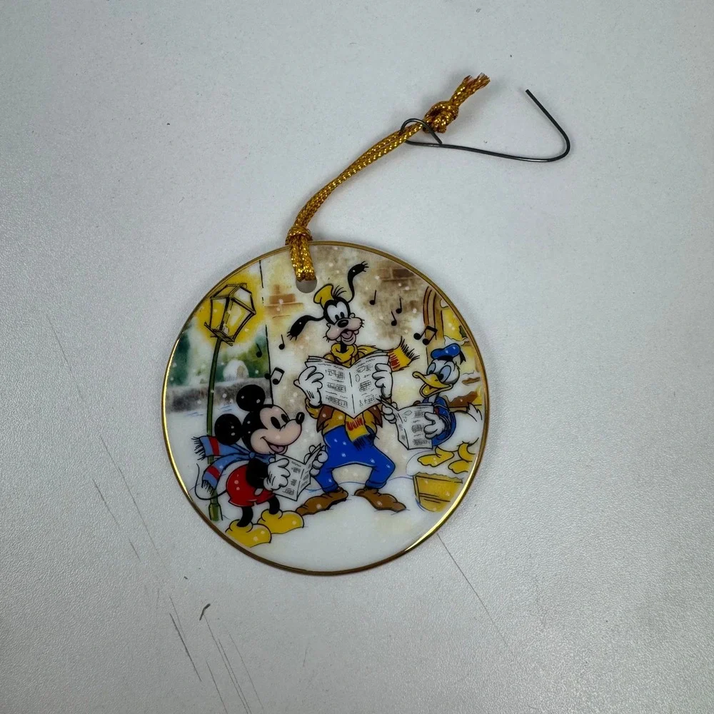 Vtg 1992 Disney Christmas Ornament‎ Mickey Goofy Donald Japan Caroling